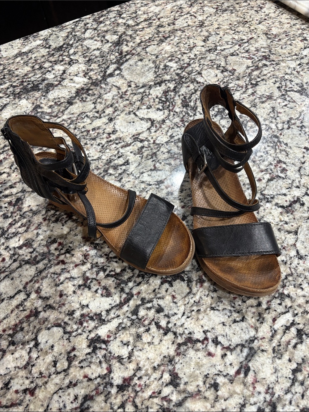 Miz Mooz Black Leather Strappy Sandals